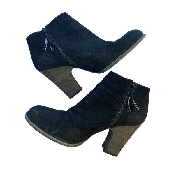 Stuart Weitzman Suede Ankle Boots 8M - Picture 2 of 10